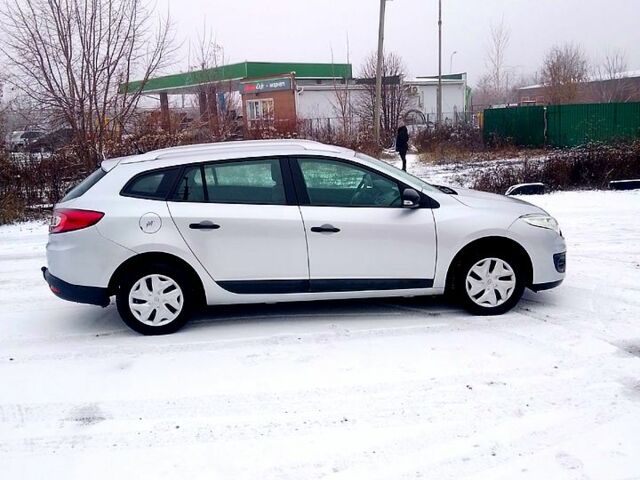Сірий Рено Меган, об'ємом двигуна 1.6 л та пробігом 230 тис. км за 7400 $, фото 1 на Automoto.ua