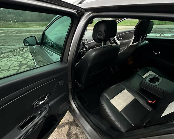 Серый Рено Меган, объемом двигателя 1.5 л и пробегом 229 тыс. км за 9200 $, фото 33 на Automoto.ua