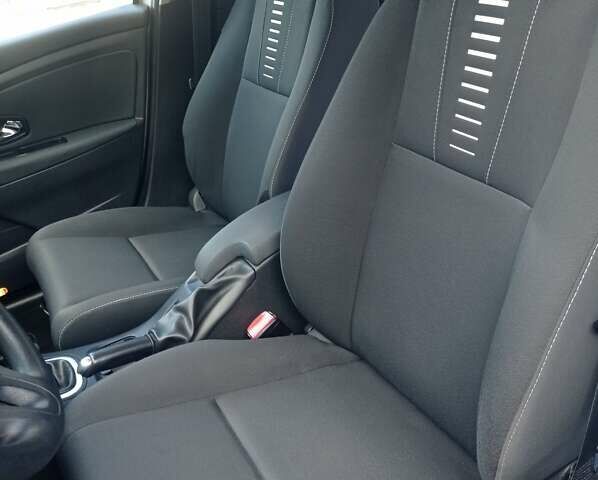 Серый Рено Меган, объемом двигателя 1.5 л и пробегом 232 тыс. км за 7500 $, фото 42 на Automoto.ua