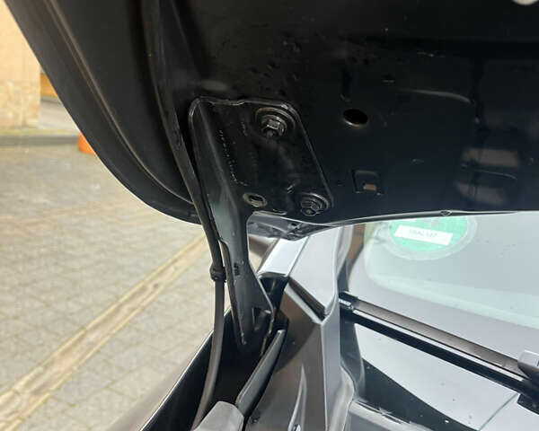 Серый Рено Меган, объемом двигателя 1.5 л и пробегом 210 тыс. км за 8300 $, фото 40 на Automoto.ua