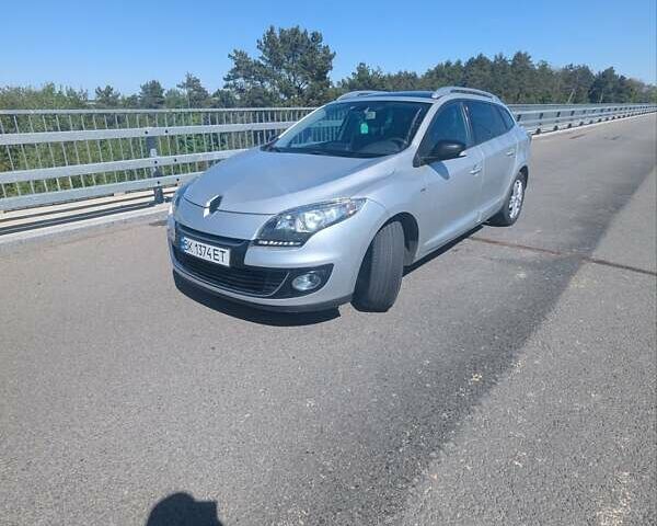 Серый Рено Меган, объемом двигателя 1.46 л и пробегом 283 тыс. км за 8000 $, фото 6 на Automoto.ua