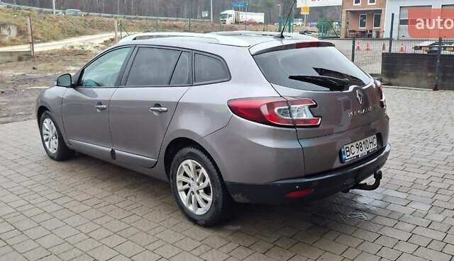 Сірий Рено Меган, об'ємом двигуна 1.46 л та пробігом 283 тис. км за 6300 $, фото 2 на Automoto.ua