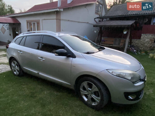 Серый Рено Меган, объемом двигателя 1.46 л и пробегом 345 тыс. км за 8000 $, фото 1 на Automoto.ua