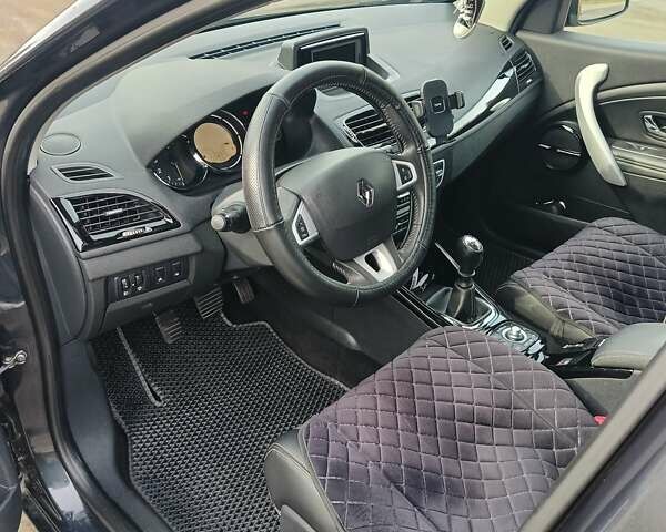 Серый Рено Меган, объемом двигателя 1.5 л и пробегом 263 тыс. км за 8600 $, фото 28 на Automoto.ua