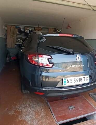 Сірий Рено Меган, об'ємом двигуна 1.46 л та пробігом 325 тис. км за 8700 $, фото 36 на Automoto.ua