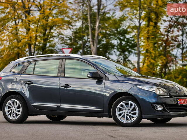 Сірий Рено Меган, об'ємом двигуна 1.5 л та пробігом 190 тис. км за 8900 $, фото 3 на Automoto.ua