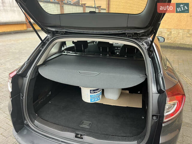 Серый Рено Меган, объемом двигателя 1.5 л и пробегом 210 тыс. км за 8300 $, фото 23 на Automoto.ua