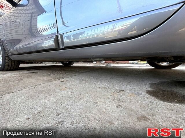 Сірий Рено Меган, об'ємом двигуна 1.5 л та пробігом 262 тис. км за 8000 $, фото 1 на Automoto.ua