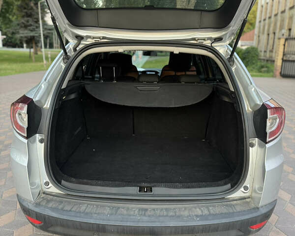 Серый Рено Меган, объемом двигателя 1.5 л и пробегом 225 тыс. км за 6999 $, фото 45 на Automoto.ua