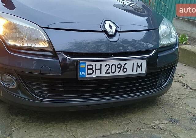 Серый Рено Меган, объемом двигателя 1.5 л и пробегом 257 тыс. км за 7900 $, фото 8 на Automoto.ua