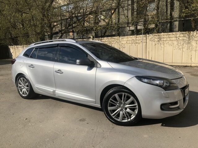 Сірий Рено Меган, об'ємом двигуна 1.5 л та пробігом 307 тис. км за 8700 $, фото 4 на Automoto.ua