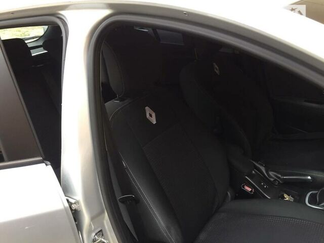 Серый Рено Меган, объемом двигателя 1.5 л и пробегом 275 тыс. км за 6800 $, фото 9 на Automoto.ua