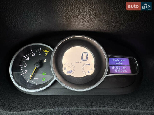 Сірий Рено Меган, об'ємом двигуна 1.6 л та пробігом 154 тис. км за 7650 $, фото 12 на Automoto.ua