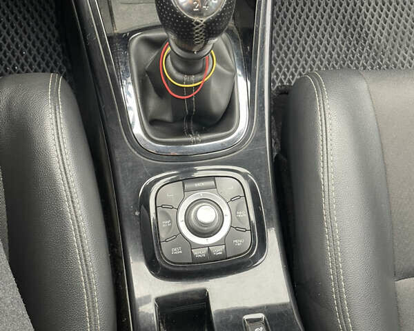 Рено Меган 2012 в Харькове на Automoto.ua Серый Рено Меган, объемом двигателя 1.46 л и пробегом 298 тыс. км за 7500 $, фото 19 на Automoto.ua