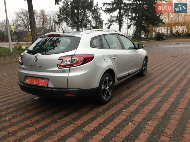 Серый Рено Меган, объемом двигателя 1.5 л и пробегом 169 тыс. км за 7900 $, фото 3 на Automoto.ua