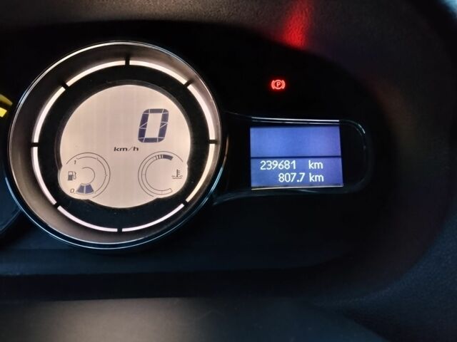 Сірий Рено Меган, об'ємом двигуна 0 л та пробігом 239 тис. км за 7200 $, фото 23 на Automoto.ua