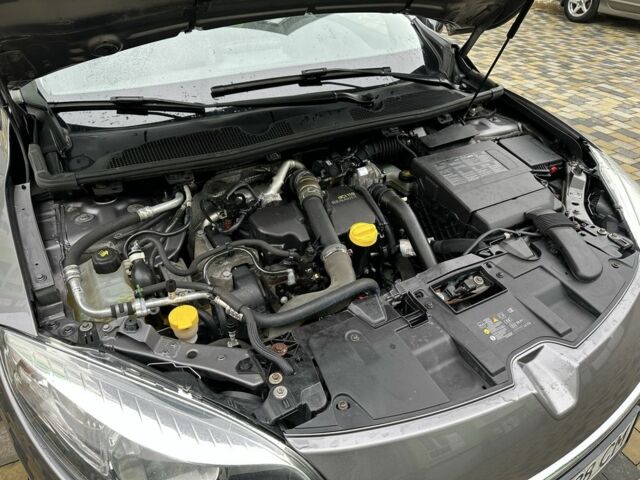 Серый Рено Меган, объемом двигателя 1.5 л и пробегом 290 тыс. км за 7900 $, фото 4 на Automoto.ua