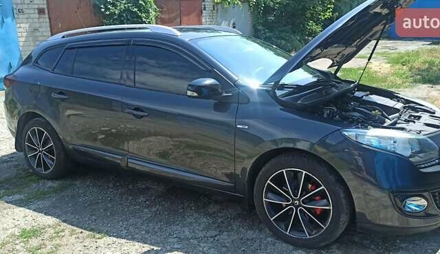 Сірий Рено Меган, об'ємом двигуна 1.46 л та пробігом 325 тис. км за 8700 $, фото 99 на Automoto.ua