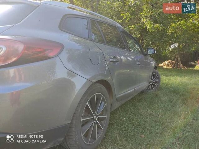 Сірий Рено Меган, об'ємом двигуна 1.5 л та пробігом 230 тис. км за 7800 $, фото 1 на Automoto.ua
