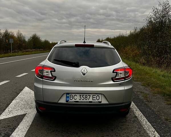 Серый Рено Меган, объемом двигателя 1.46 л и пробегом 277 тыс. км за 7300 $, фото 2 на Automoto.ua