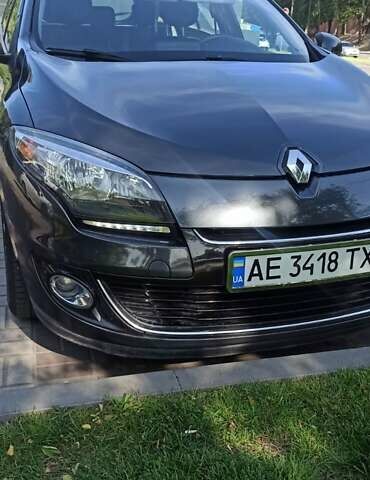 Сірий Рено Меган, об'ємом двигуна 1.46 л та пробігом 325 тис. км за 8700 $, фото 92 на Automoto.ua