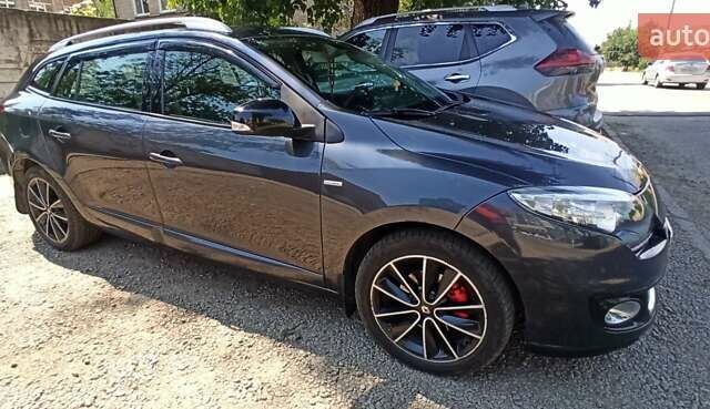 Сірий Рено Меган, об'ємом двигуна 1.46 л та пробігом 325 тис. км за 8700 $, фото 111 на Automoto.ua