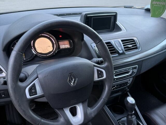 Сірий Рено Меган, об'ємом двигуна 1.5 л та пробігом 330 тис. км за 6700 $, фото 8 на Automoto.ua