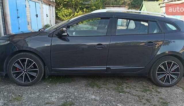 Сірий Рено Меган, об'ємом двигуна 1.46 л та пробігом 325 тис. км за 8700 $, фото 85 на Automoto.ua
