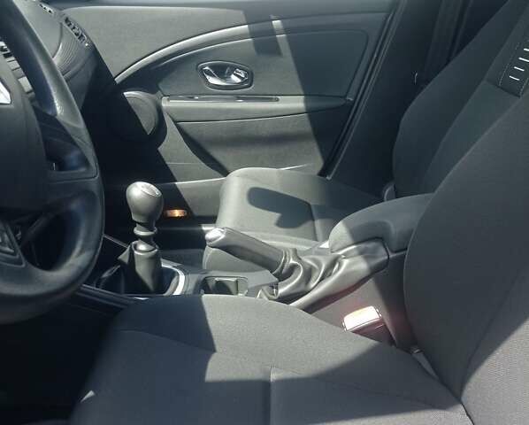 Серый Рено Меган, объемом двигателя 1.5 л и пробегом 232 тыс. км за 7500 $, фото 40 на Automoto.ua