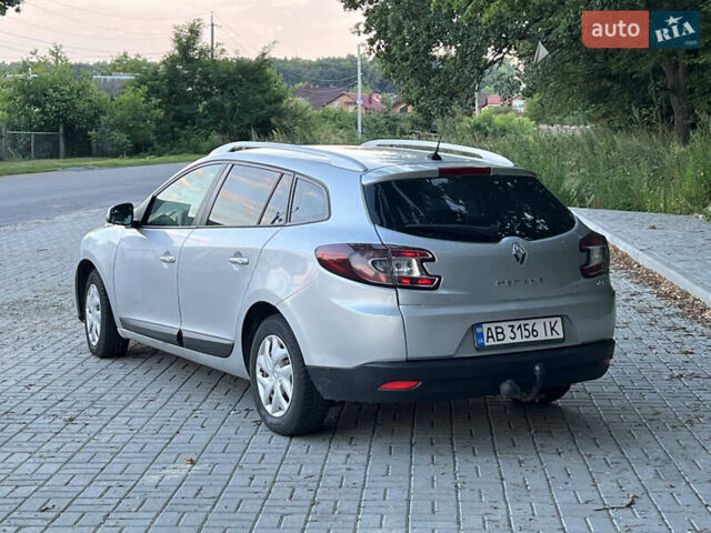 Серый Рено Меган, объемом двигателя 1.5 л и пробегом 263 тыс. км за 6500 $, фото 1 на Automoto.ua