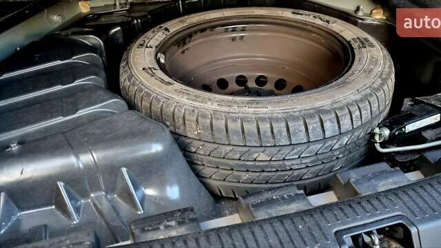 Сірий Рено Меган, об'ємом двигуна 1.6 л та пробігом 179 тис. км за 7767 $, фото 21 на Automoto.ua