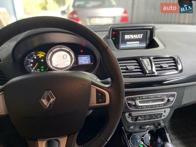 Серый Рено Меган, объемом двигателя 1.5 л и пробегом 237 тыс. км за 7500 $, фото 10 на Automoto.ua