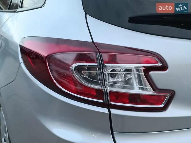 Серый Рено Меган, объемом двигателя 1.5 л и пробегом 269 тыс. км за 7590 $, фото 6 на Automoto.ua