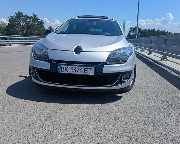 Серый Рено Меган, объемом двигателя 1.46 л и пробегом 283 тыс. км за 8000 $, фото 23 на Automoto.ua