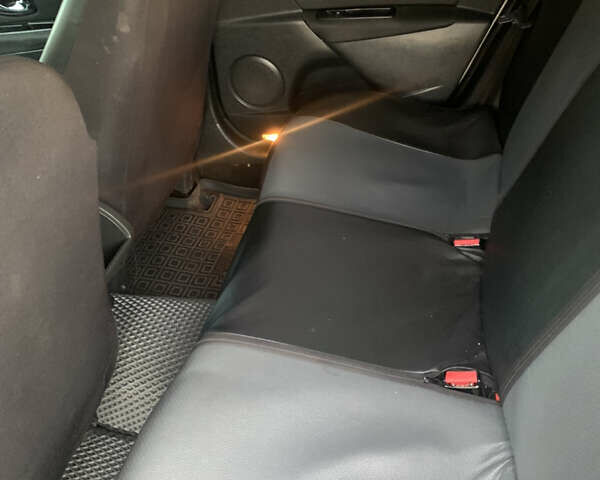 Серый Рено Меган, объемом двигателя 1.46 л и пробегом 317 тыс. км за 7200 $, фото 7 на Automoto.ua