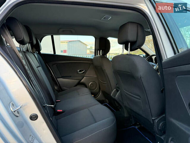 Серый Рено Меган, объемом двигателя 1.5 л и пробегом 184 тыс. км за 7500 $, фото 30 на Automoto.ua