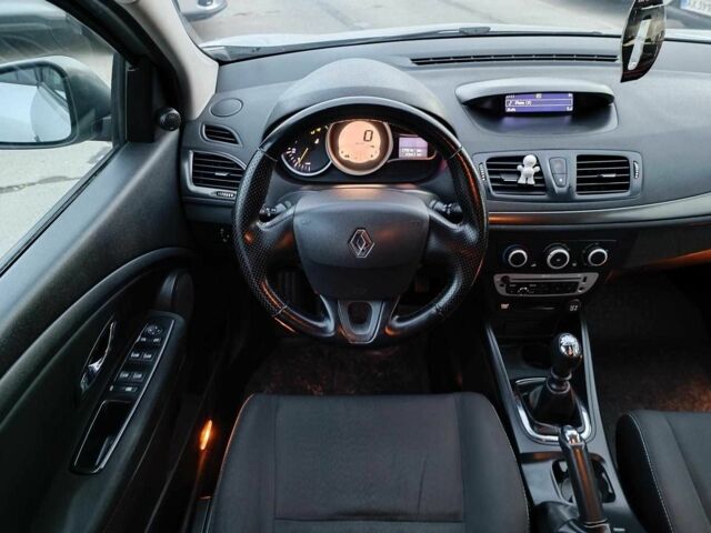 Серый Рено Меган, объемом двигателя 1.5 л и пробегом 269 тыс. км за 6890 $, фото 14 на Automoto.ua