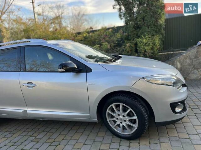 Сірий Рено Меган, об'ємом двигуна 1.6 л та пробігом 266 тис. км за 6300 $, фото 10 на Automoto.ua