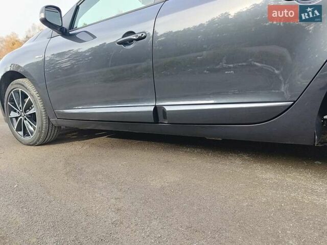 Серый Рено Меган, объемом двигателя 1.5 л и пробегом 263 тыс. км за 8600 $, фото 11 на Automoto.ua