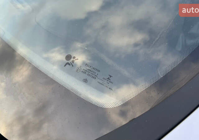 Серый Рено Меган, объемом двигателя 1.5 л и пробегом 215 тыс. км за 7600 $, фото 8 на Automoto.ua