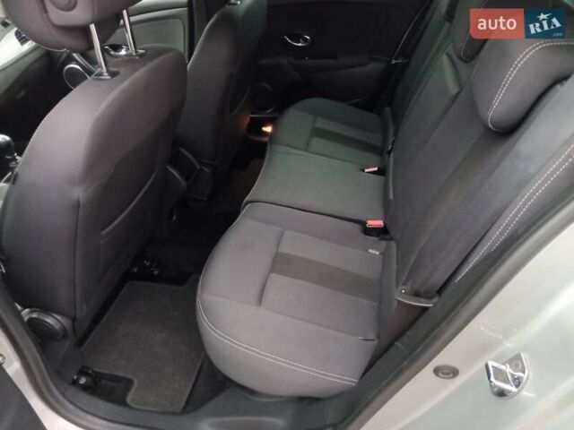 Сірий Рено Меган, об'ємом двигуна 1.5 л та пробігом 280 тис. км за 8250 $, фото 8 на Automoto.ua