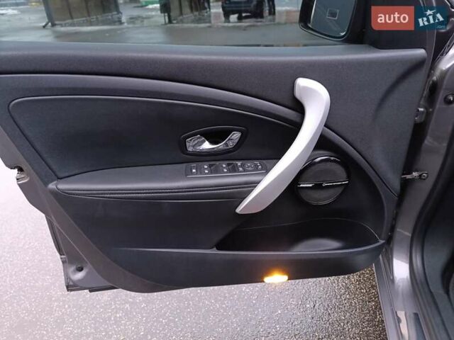 Сірий Рено Меган, об'ємом двигуна 1.6 л та пробігом 208 тис. км за 8200 $, фото 6 на Automoto.ua