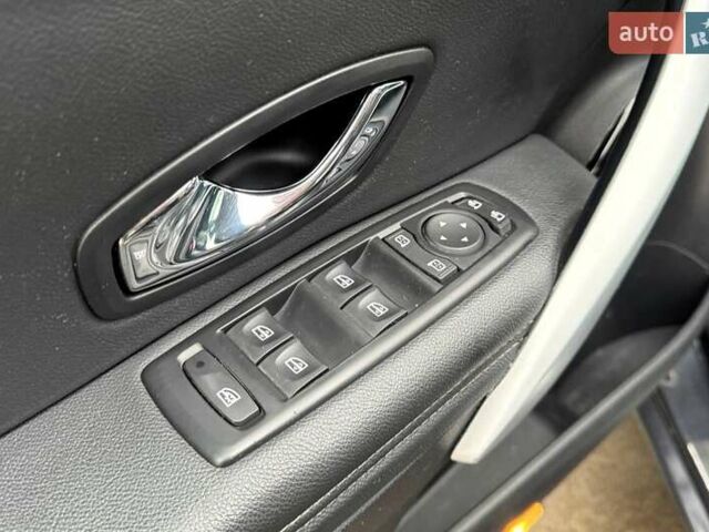 Сірий Рено Меган, об'ємом двигуна 1.46 л та пробігом 238 тис. км за 7990 $, фото 20 на Automoto.ua