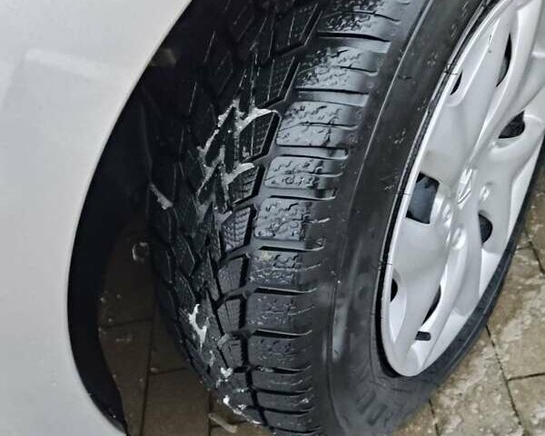 Серый Рено Меган, объемом двигателя 1.46 л и пробегом 239 тыс. км за 7200 $, фото 45 на Automoto.ua