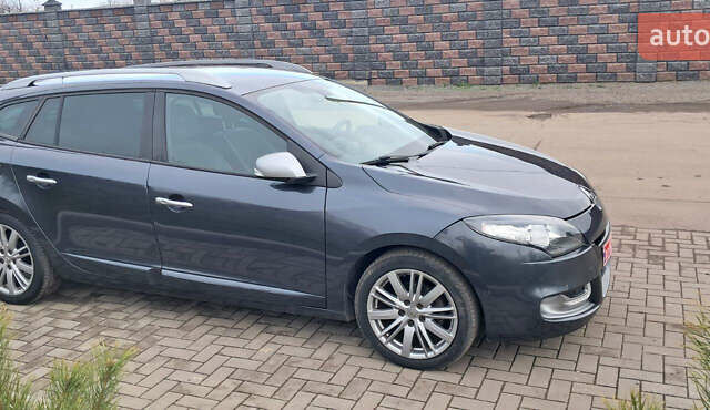 Серый Рено Меган, объемом двигателя 1.5 л и пробегом 225 тыс. км за 8899 $, фото 7 на Automoto.ua