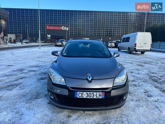Серый Рено Меган, объемом двигателя 1.5 л и пробегом 264 тыс. км за 7800 $, фото 2 на Automoto.ua