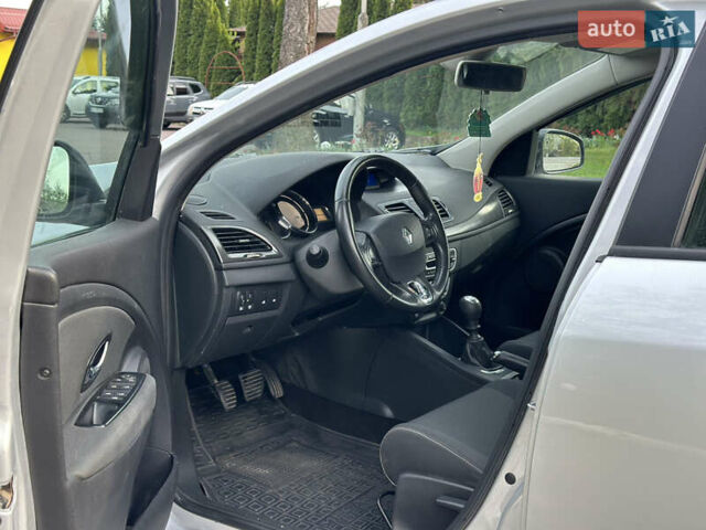 Серый Рено Меган, объемом двигателя 1.5 л и пробегом 260 тыс. км за 7350 $, фото 14 на Automoto.ua