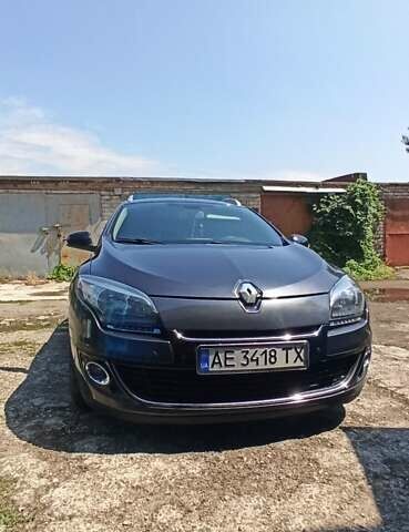 Сірий Рено Меган, об'ємом двигуна 1.46 л та пробігом 325 тис. км за 8700 $, фото 62 на Automoto.ua
