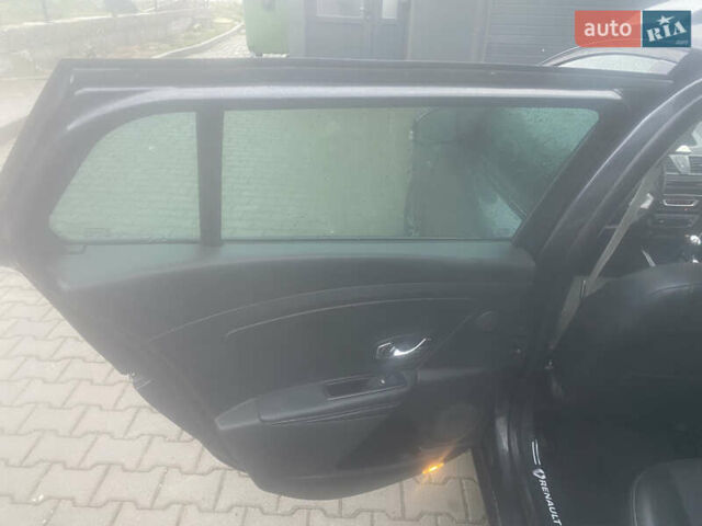 Сірий Рено Меган, об'ємом двигуна 1.6 л та пробігом 249 тис. км за 7800 $, фото 9 на Automoto.ua