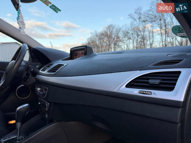 Серый Рено Меган, объемом двигателя 1.5 л и пробегом 184 тыс. км за 7500 $, фото 23 на Automoto.ua